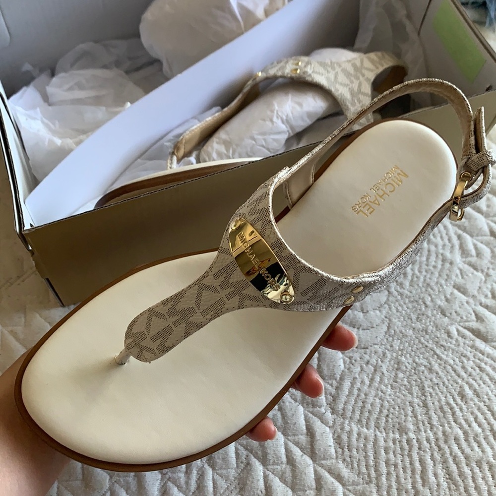Michael Kors sandals size 7.5